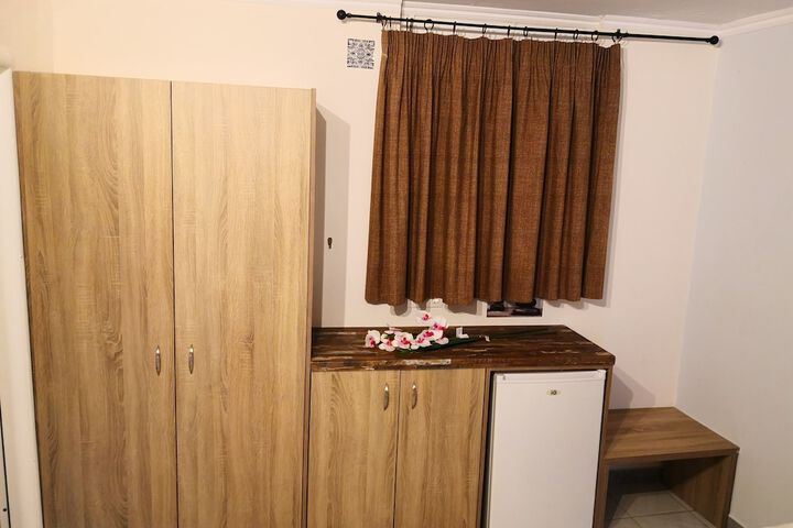 Room 13 of 41