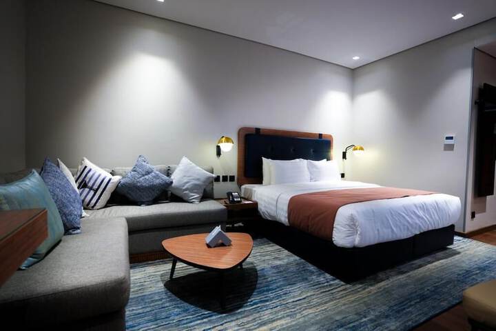 Room 21 of 30