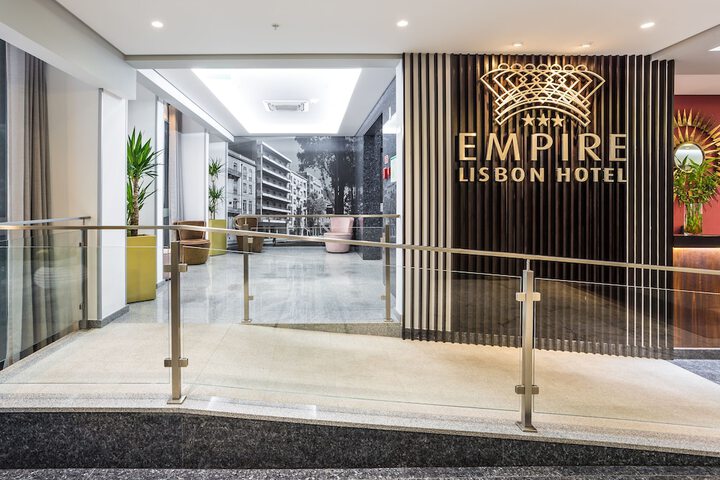 Concierge desk