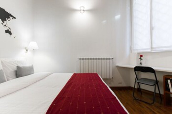 Room 9 of 22