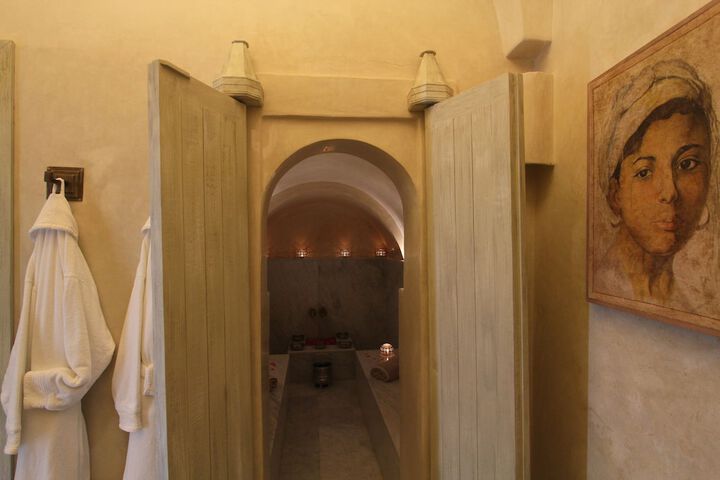 Room 44 of 60