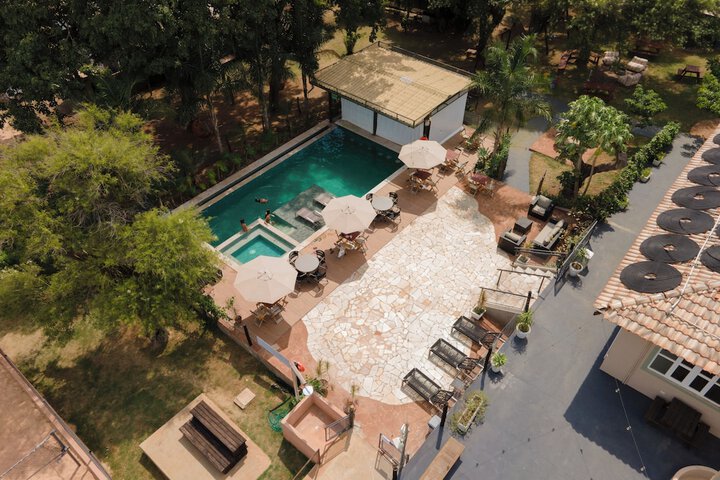 Pool 57 of 83
