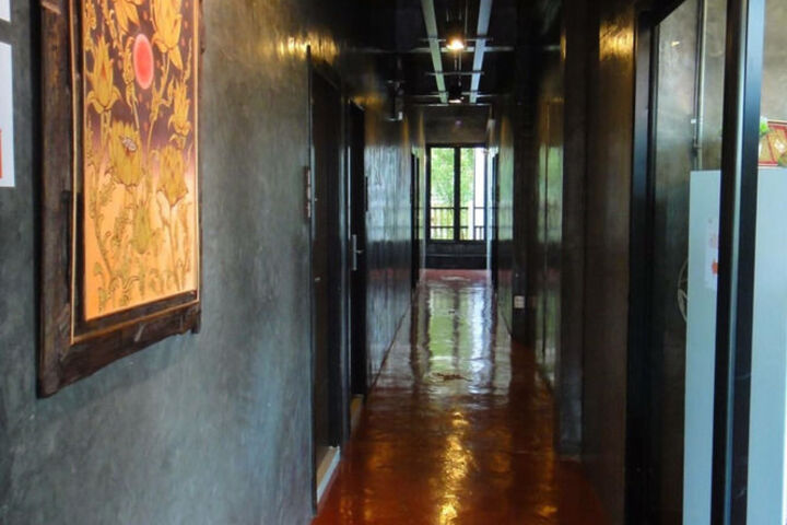 Ballroom/Hall 13 of 17