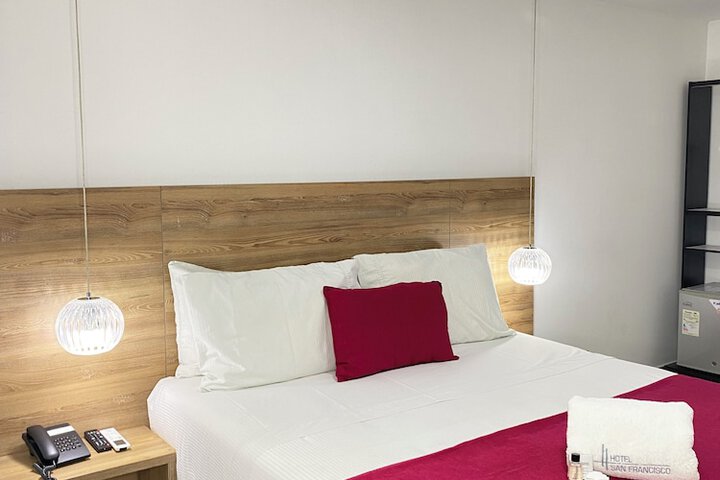 Room 10 of 92