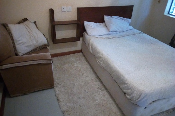 Room 3 of 26