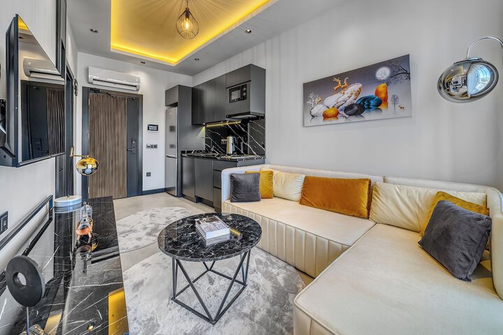 Room 3 of 41