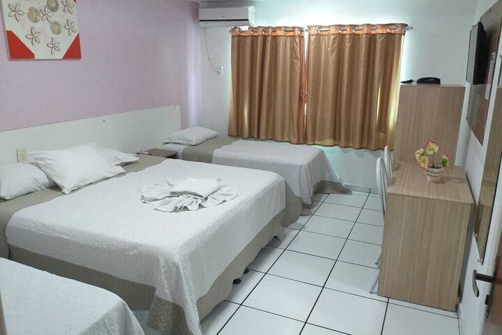Room 4 of 19