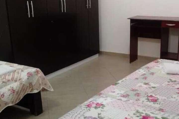Room 8 of 9