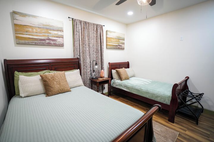 Room 48 of 230