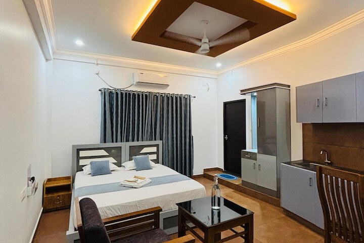 Room 8 of 23