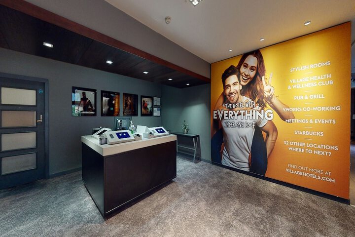 Check-in/check-out kiosk