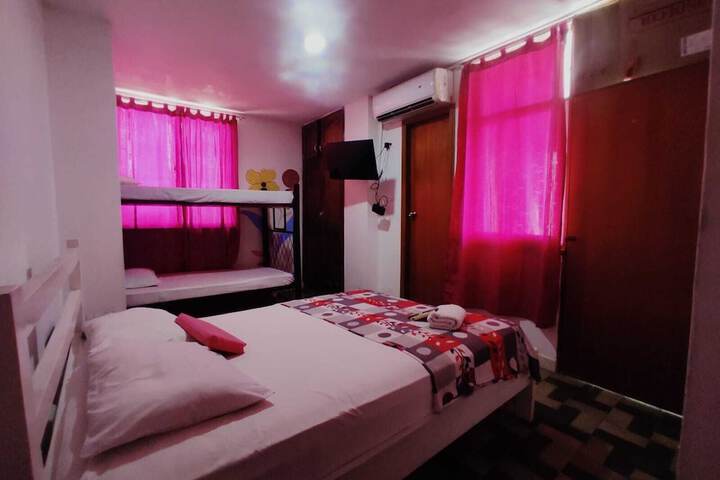 Room 11 of 11