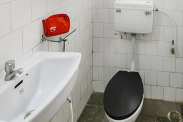 Room 2 of 15