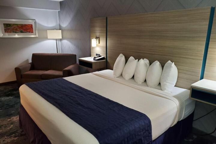 2 Double Beds (2 of 5)