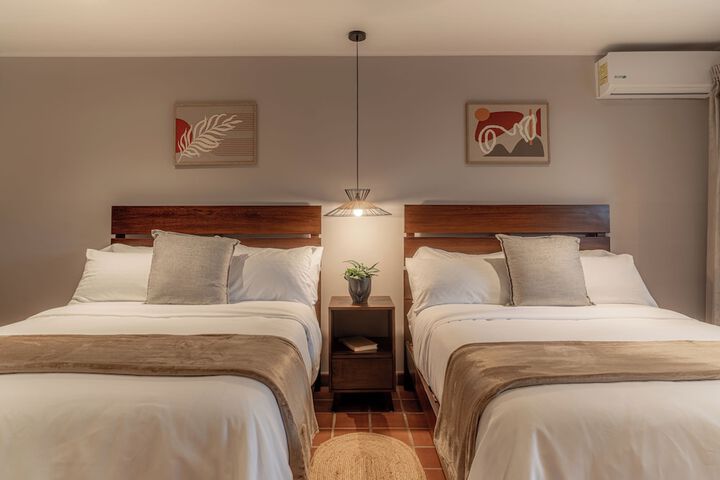 Room 7 of 24
