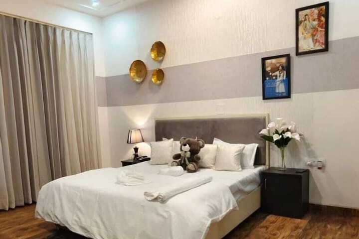 Room 7 of 21