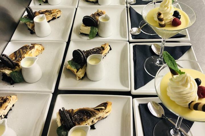Dining 74 of 104