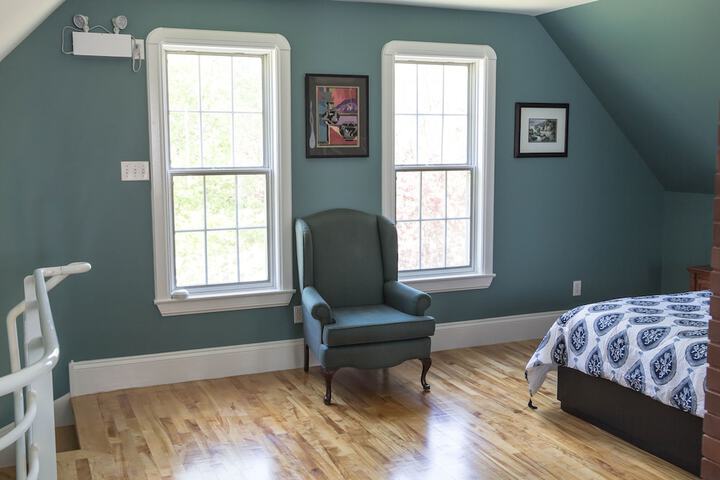 Room 13 of 82