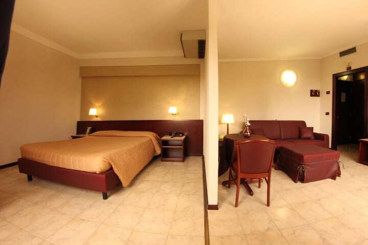 Room 20 of 58