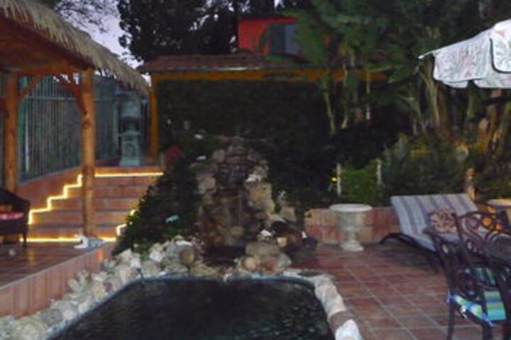 Hotel Exterior 12 of 81