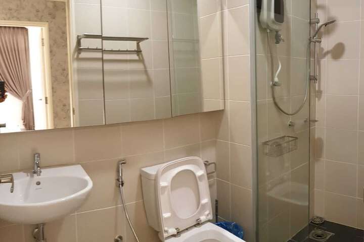 Room 15 of 23
