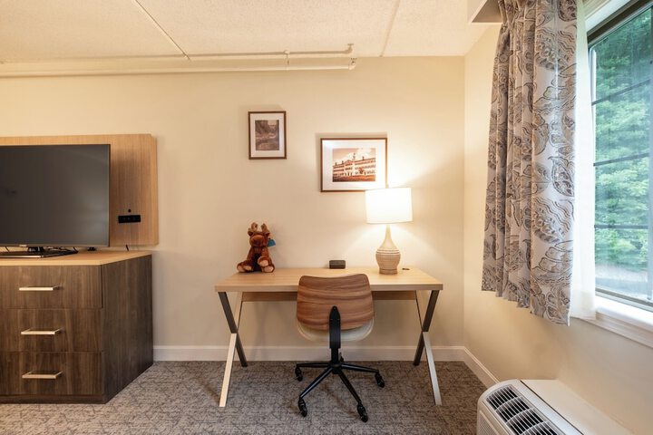 Room 55 of 108