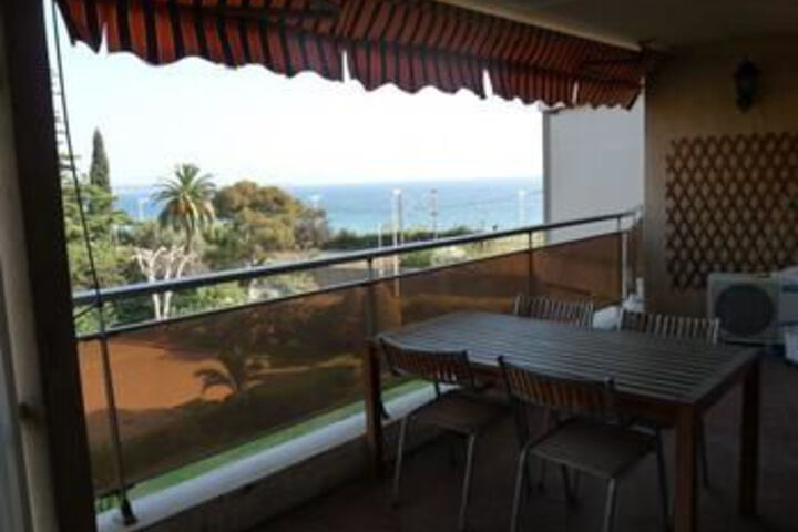 Terrace/Patio 3 of 13
