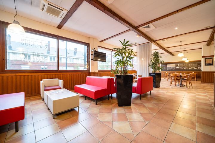 Hotel Interior 10 of 71