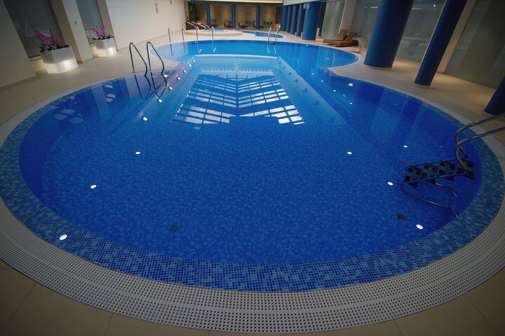 Pool 84 of 146