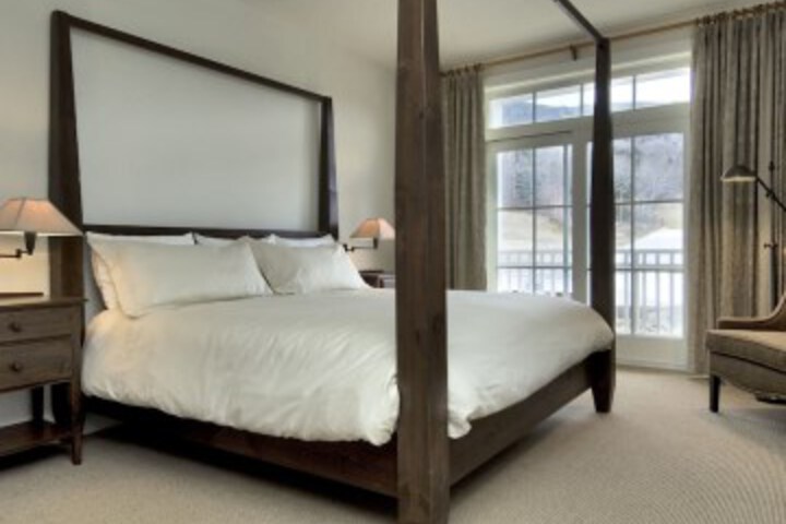 Room 2 of 23