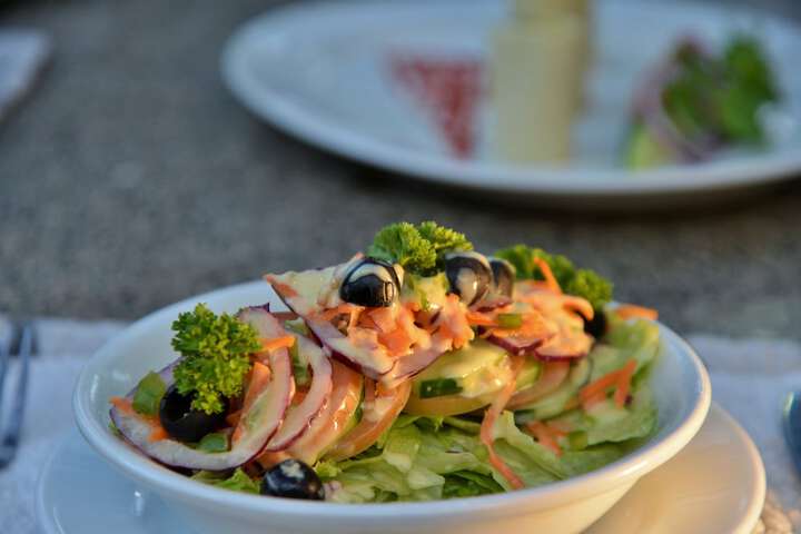 Dining 67 of 93