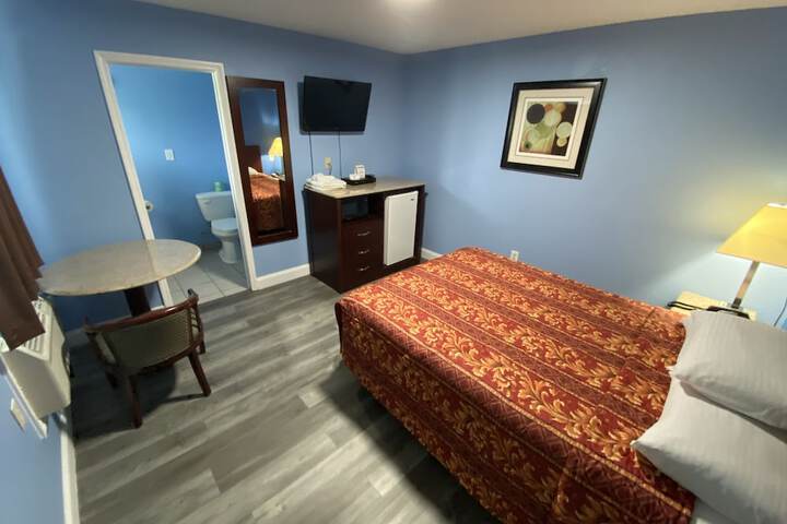 1 Queen Bed (23 of 69)
