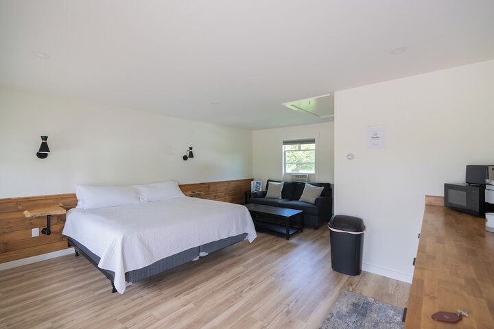 Room 17 of 56