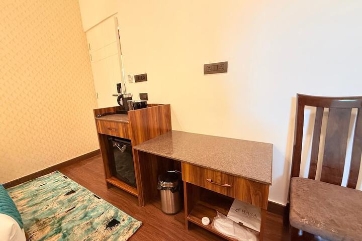 Room 4 of 54