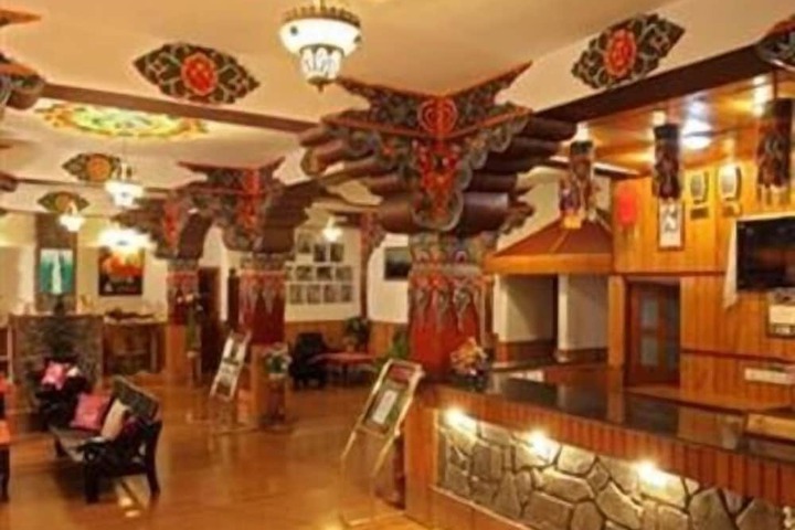 Dining Photos