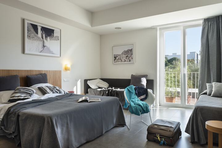 Room 14 of 39
