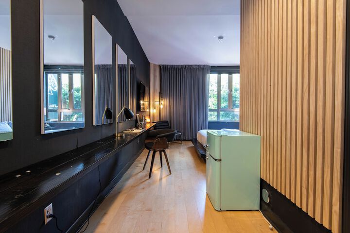 Hotel Interior 10 of 86