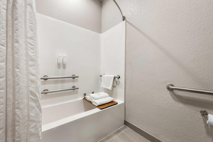 Clean Restrooms