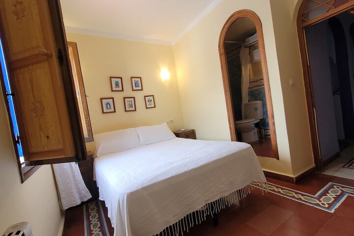 Room 8 of 51
