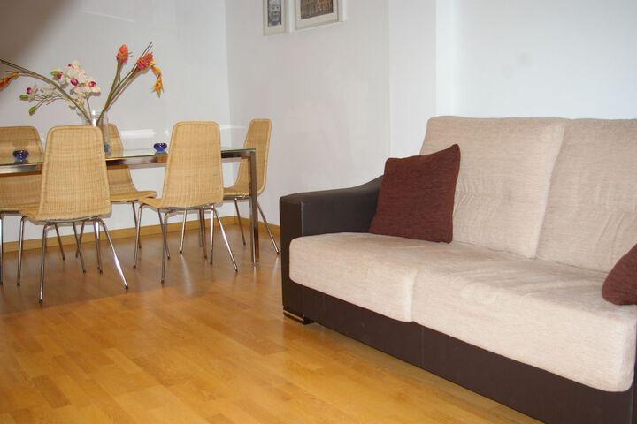Room 8 of 31