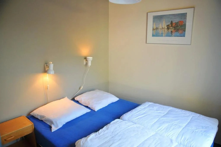 Room 3 of 11