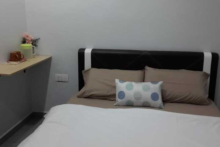 Room 41 of 97
