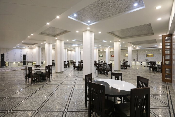 Business Center 21 of 23