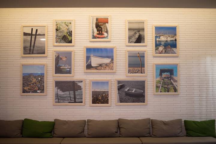Hotel Interior 6 of 129