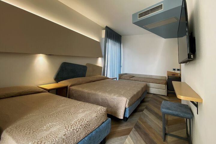 Room 30 of 70
