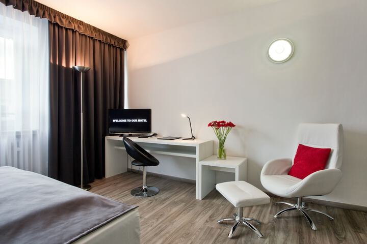 Room 14 of 62