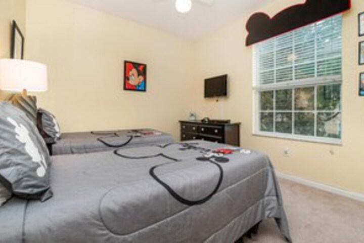 Room 40 of 45