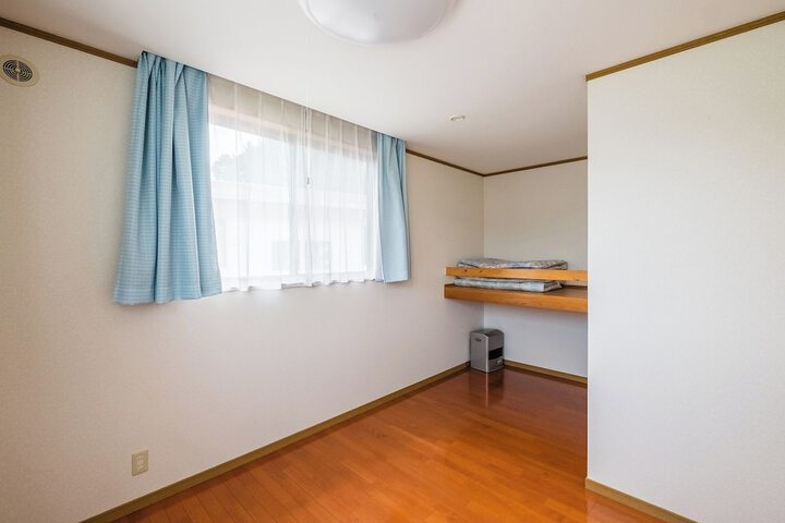Room 11 of 59