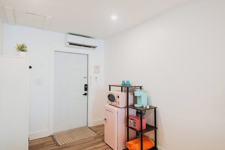 Room 3 of 129