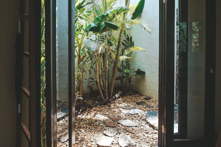 Room 45 of 99